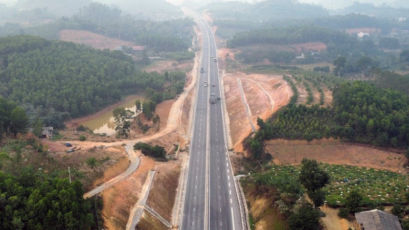 Cao tốc Tuyên Quang-Phú Thọ có tổng chiều dài tuyến 40,2km, tổng mức đầu tư 3.753 tỷ đồng.