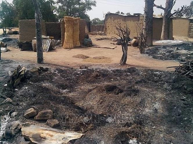 Hiện trường một vụ tấn công tại làng Kawuri, bang Borno, Nigeria. (Ảnh tư liệu: TTXVN)
