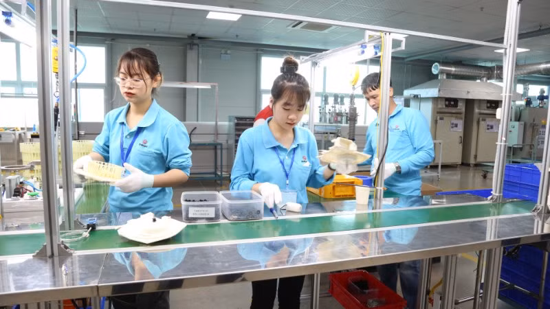 Sản xuất tại Công ty TNHH Ohsung Vina Thái Bình, tỉnh Hưng Yên.