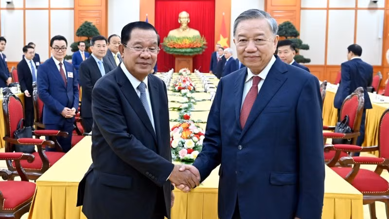 Tổng Bí thư Tô Lâm tiếp Chủ tịch Đảng Nhân dân Campuchia, Chủ tịch Thượng viện Campuchia Hun Sen. (Ảnh: ĐĂNG KHOA)