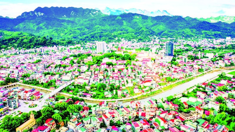 Một góc tỉnh Cao Bằng hôm nay. (Ảnh: THẾ VĨNH)