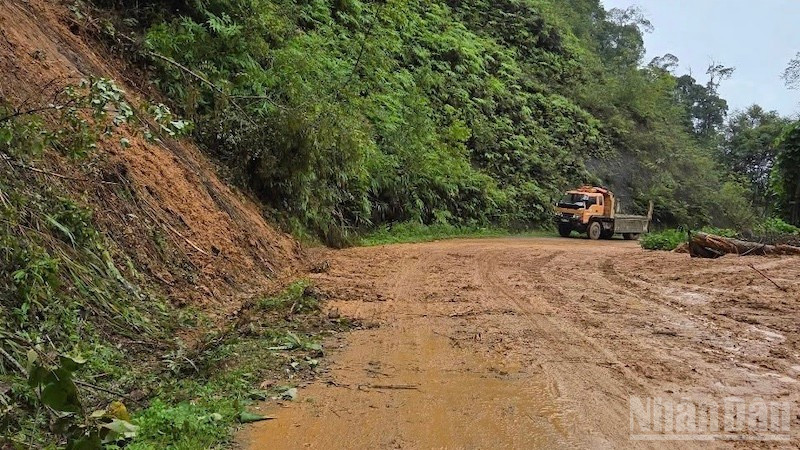 Tỉnh lộ 673 đã thông tuyến bảo đảm cho người dân đi lại an toàn.
