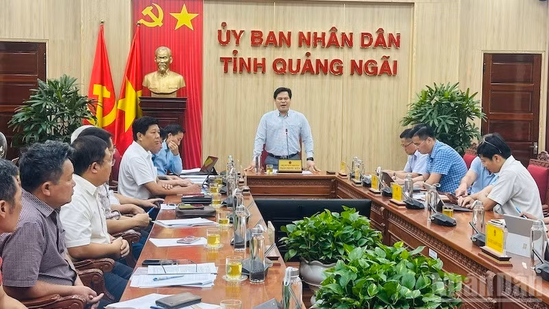 Tỉnh Quảng Ngãi tập trung khó khăn, vướng mắc các dự án phát triển năng lượng.