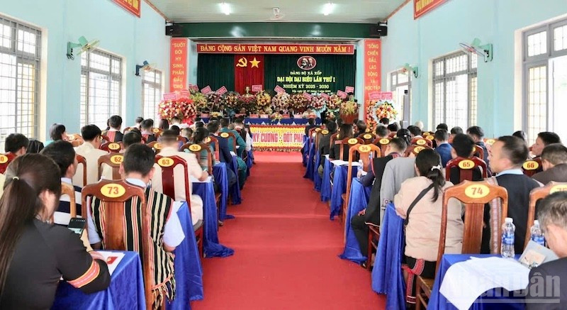Đại hội Đảng bộ xã Xốp lần thứ I. ndo_br_xx2.jpg