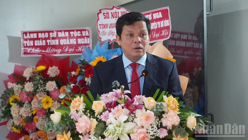 Đồng chí Nguyễn Đức Tuy, Phó Bí thư Tỉnh ủy, Chủ tịch Hội đồng nhân dân tỉnh Quảng Ngãi chỉ đạo đại hội ndo_br_mang-ri-3.jpg