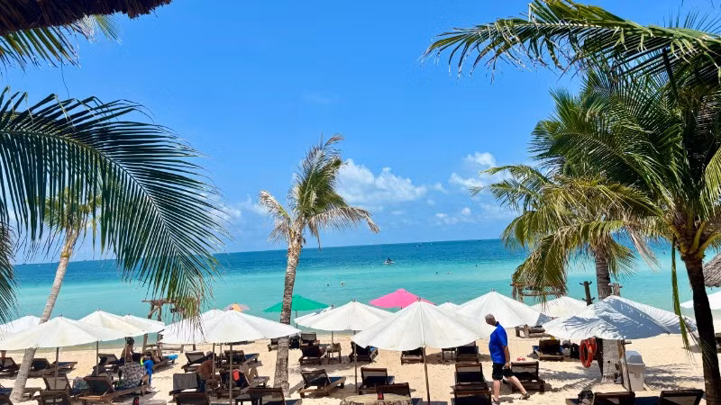 Khung cảnh khu Bãi Sao (Phú Quốc)-một trong những bãi tắm đẹp nhất thế giới. (Ảnh: NGỌC BÍCH)