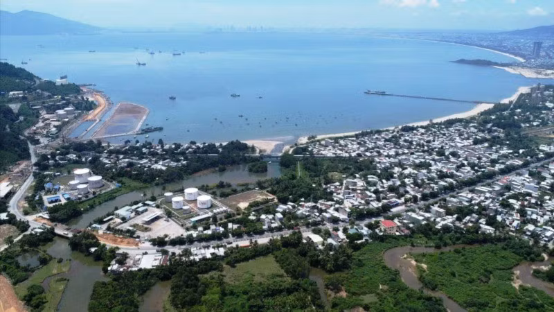 Khu Thương mại tự do Đà Nẵng được xây dựng tại 7 vị trí, trong ảnh là Vị trí 1 (100ha, phường Hòa Hiệp Bắc, quận Liên Chiểu): Khu logistics gắn với cảng có không gian tiếp cận trực tiếp với Cảng Liên Chiều và ga đường sắt Kim Liên. (ẢNH: ANH ĐÀO)
