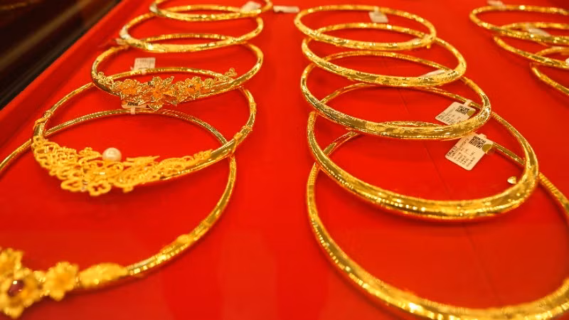 Giá vàng ngày 11/2: Vàng miếng SJC neo ở mức 181 triệu đồng/lượng