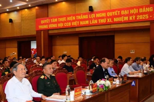 Toàn cảnh Hội nghị tổng kết thi hành Pháp lệnh Cựu chiến binh. 