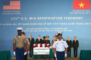 Lễ trao trả hài cốt quân nhân Hoa Kỳ mất tích trong chiến tranh ở Việt Nam (MIA) lần thứ 171.