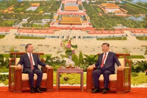 Tổng Bí thư, Chủ tịch Trung Quốc Tập Cận Bình mời Tổng Bí thư, Chủ tịch nước Tô Lâm dự Tiệc trà, tháng 8/2024. (Ảnh: TTXVN)