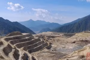 Khu mỏ Maoniuping ở huyện Miện Ninh, tỉnh Tứ Xuyên, Trung Quốc. (Ảnh tư liệu của Nhật báo Tứ Xuyên)