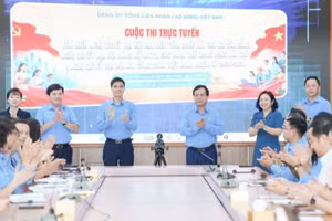 Các đại biểu tại lễ phát động cuộc thi.