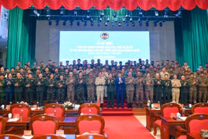 Các đại biểu tại lễ bế mạc.