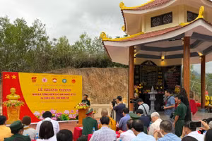 Lễ khánh thành Nhà bia tưởng niệm liệt sĩ xã Chiêu Lưu, tỉnh Nghệ An.