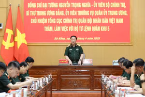 Quang cảnh buổi làm việc.