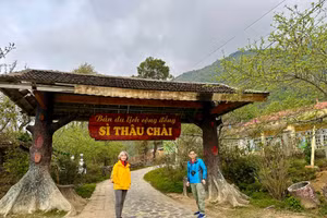 Sắc xuân trên bản người Dao đầu bằng - Sì Thâu Chải