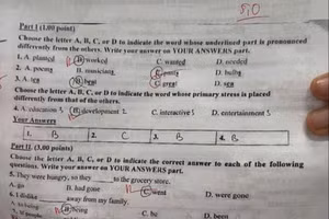 Bài ôn tập được cho gần giống đề thi lan truyền trên mạng