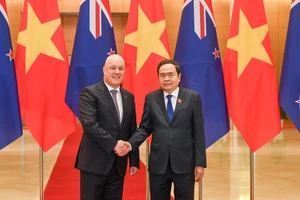 Chủ tịch Quốc hội Trần Thanh Mẫn và Thủ tướng New Zealand Christopher Luxon. (Ảnh Duy Linh)