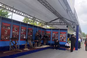 Triển lãm giới thiệu văn hóa, du lịch các địa phương tại Làng Văn hóa - Du lịch các dân tộc Việt Nam.