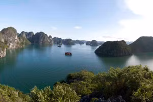 Vịnh Hạ Long - Cát Bà nhìn từ trên cao. (Ảnh: Cục Di sản Văn hóa)