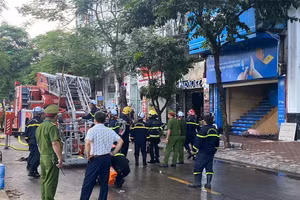 Nơi xảy ra cháy là quán karaoke đang sửa chữa.