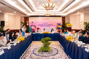 Tọa đàm "Đối thoại về các cơ chế, chính sách thúc đẩy phát triển công nghiệp văn hóa trong lĩnh vực âm nhạc". (Ảnh: BTC)