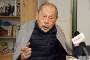 Ông Nguyễn Văn Bổn, nguyên Chủ tịch đặc trách đối ngoại Hội người Việt Nam tại Pháp.