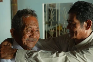 Phim tái hiện những câu chuyện đời thường nhưng đầy ám ảnh của các cựu binh và thân nhân người đã mất. (Ảnh: VTV)