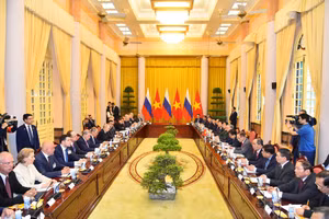 [Ảnh] Chủ tịch nước Tô Lâm hội đàm với Tổng thống Liên bang Nga Vladimir Putin