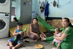 Người lao động tại Thành phố Hồ Chí Minh mong muốn nhận tiền hỗ trợ thuê nhà theo quy định.