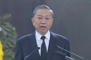 Chủ tịch nước Tô Lâm, Trưởng Ban Lễ tang đọc Lời điếu tại Lễ truy điệu Tổng Bí thư Nguyễn Phú Trọng. (Ảnh: ĐĂNG KHOA)