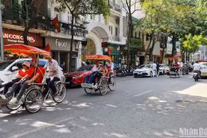 Hà Nội là điểm đến ẩm thực hàng đầu thế giới và đứng thứ 4 trong 25 điểm đến hàng đầu thế giới theo bình chọn của Tripadvisor. 