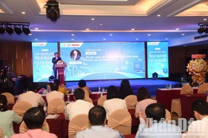 Toàn cảnh phiên thảo luận 1. (Ảnh: TRẦN HẢI)