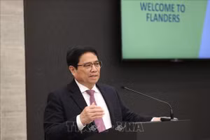 Thủ tướng Phạm Minh Chính phát biểu tại cuộc làm việc với ông Jan Jambon, Bộ trưởng - Thủ hiến vùng Flanders. (Ảnh: TTXVN) 