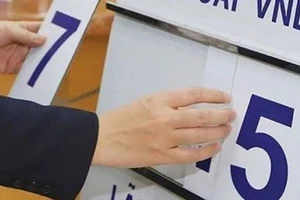 Nhiều ngân hàng áp dụng biểu lãi suất huy động mới từ ngày 25/5