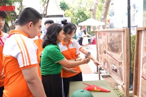 Trải nghiệm công nghệ thực tế tăng cường