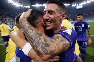 Nhìn lại World Cup ngày thứ 11: Argentina trở lại vị thế, Australia đột phá vòng bảng