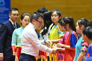 [Ảnh] Toàn cảnh Lễ khai mạc Giải vô địch bóng bàn quốc gia Báo Nhân Dân lần thứ 43