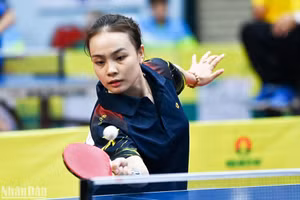 Vận động viên Nguyễn Thảo Nguyên (Tây Ninh) tại Giải vô địch bóng bàn quốc gia Báo Nhân Dân lần thứ 40. (Ảnh: DUY LINH)