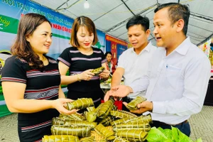Các chương trình giới thiệu hàng hóa, sản phẩm vùng đồng bào dân tộc thiểu số và miền núi góp phần kết nối cung cầu, tiêu thụ hàng hóa.