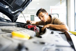 Ảnh minh họa hoạt động đăng kiểm tại Pháp. (Ảnh: DemarchesAdministratives.fr)