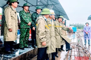 Ban Chỉ đạo quốc gia về phòng, chống thiên tai đôn đốc công tác phòng, chống bão số 2 tại Hải Phòng.