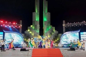 Hình ảnh tại Lễ khai mạc “Tuần Văn hóa-Du lịch” Phú Yên năm 2022.