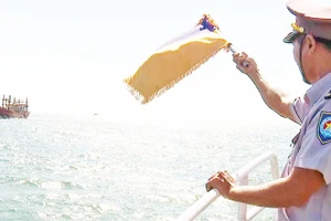 Lực lượng kiểm ngư tỉnh Quảng Trị tiến hành tuần tra, kiểm soát trên biển.