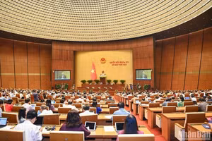 Quang cảnh phiên thảo luận ở hội trường tại Kỳ họp thứ 6, Quốc hội khóa XV. (Ảnh: DUY LINH)