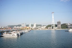 Quảng Ninh - Hành trình chuyển đổi kinh tế từ “nâu” sang “xanh”