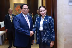 Thủ tướng Chính phủ Phạm Minh Chính và Thủ tướng Thái Lan Paetongtarn Shinawatra (Ảnh: Nhật Bắc/VGP)