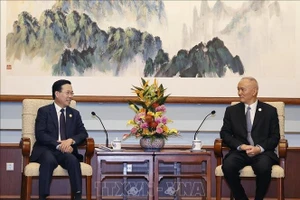 Chủ tịch nước Võ Văn Thưởng gặp đồng chí Thái Kỳ, Ủy viên Thường vụ Bộ Chính trị, Bí thư Ban Bí thư, Chánh Văn phòng Trung ương Đảng Cộng sản Trung Quốc. Ảnh: Thống Nhất – TTXVN