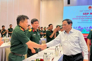 Thủ tướng Phạm Minh Chính gặp mặt các đội tìm kiếm, quy tập hài cốt liệt sĩ